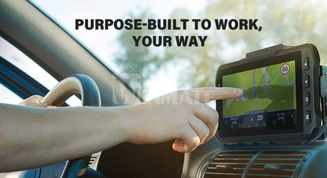 Winmate industrial Android tablet is being held outdoor with a premium viewing experience Winmate industrial Android tablet is being held outdoor with a premium viewing experience